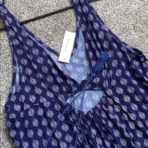 Navy & Pink Francesca’s Dress - Picture 2 of 3